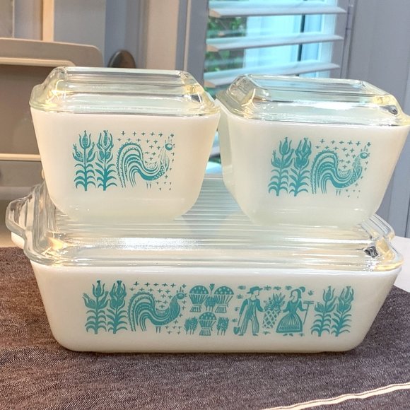 Pyrex Other - Pyrex 1950s Butterprint Rooster/Amish Farmer & Wife Set